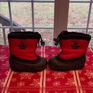 Kamik Kids size 7 winter boots great condition